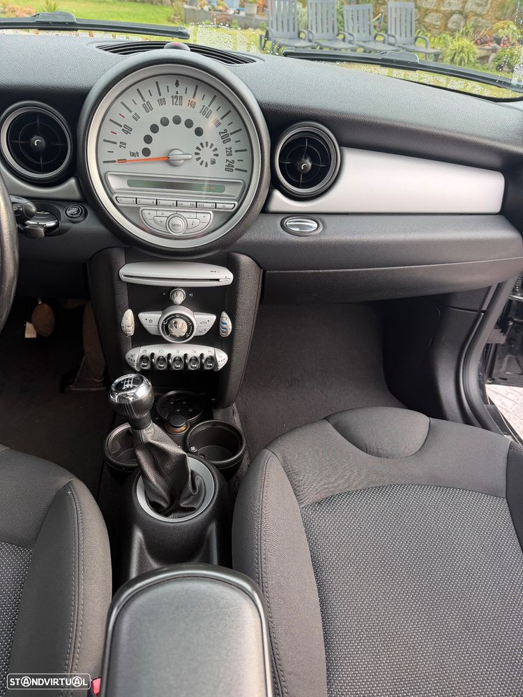 MINI 3 Portas One 1.4 - 8