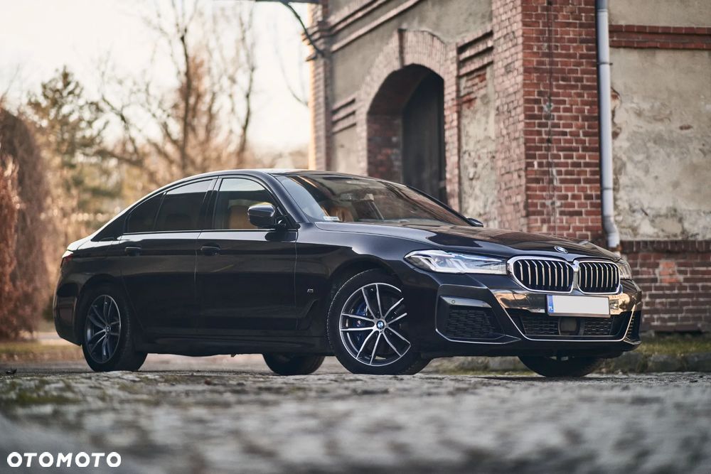 BMW Seria 5 530i xDrive M Sport Edition - 1