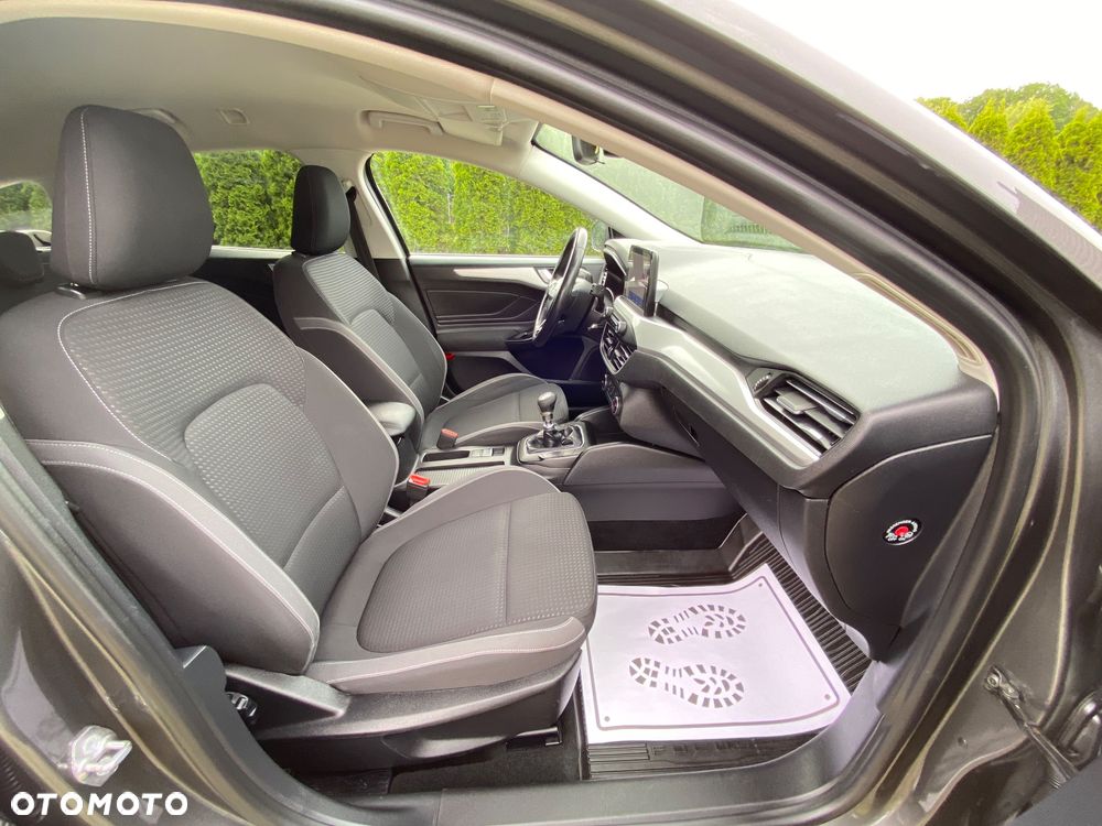 Ford Focus 1.5 EcoBlue Start-Stopp-System COOL&CONNECT - 32