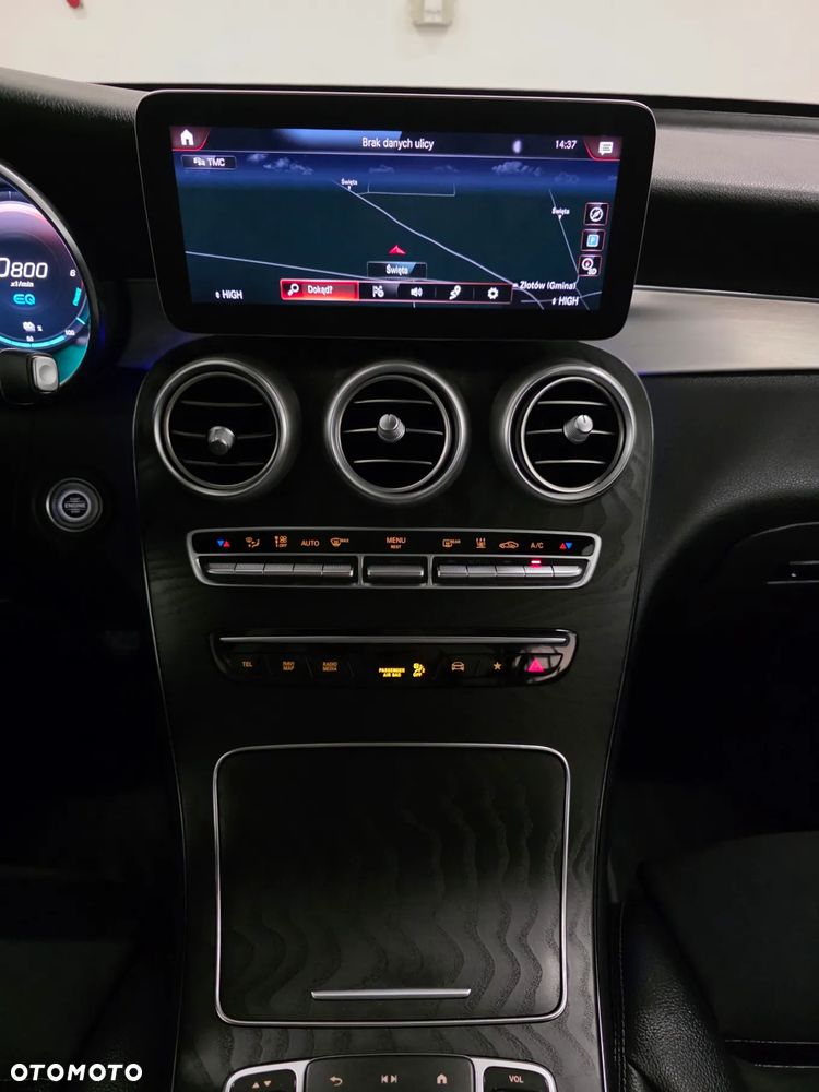 Mercedes-Benz GLC 300 de 4Matic 9G-TRONIC AMG Line Plus - 9