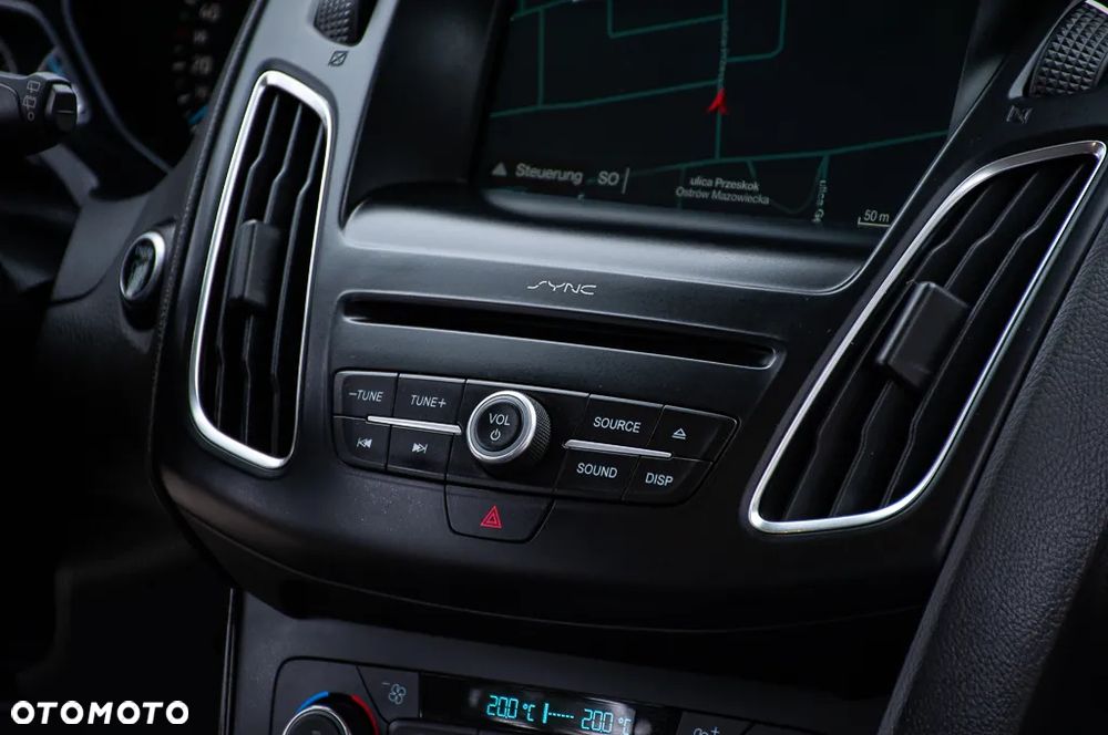 Ford Focus 1.5 EcoBoost Titanium Business - 20