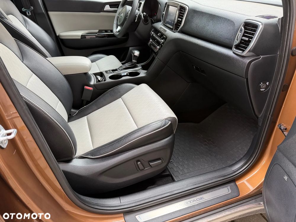 Kia Sportage 1.6 T-GDI AWD DCT GT LINE - 21