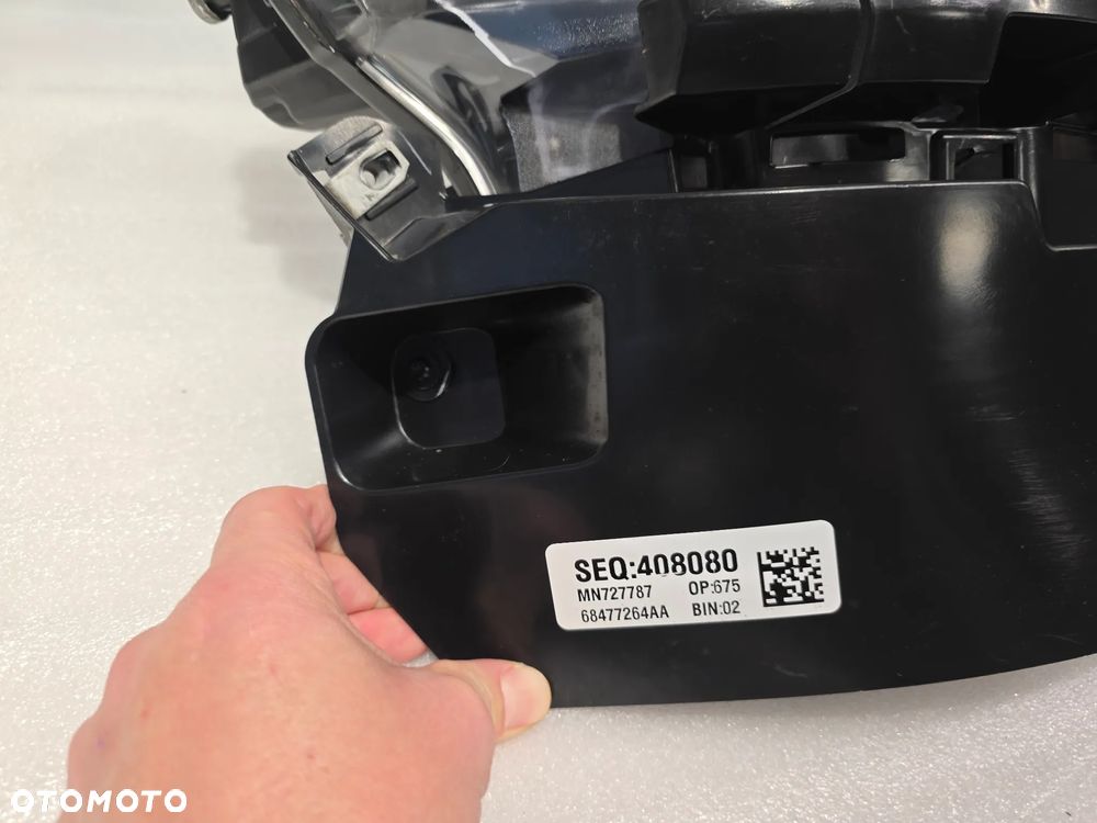 DODGE RAM V 1500 19- BLACK EDITION DYNAMIC IV PRAWA LAMPA PRZEDNIA PRZÓD , NR LE17F6410 / F00HTC705406 / P68477264AA , NR AUKCJI LPP155 - 2
