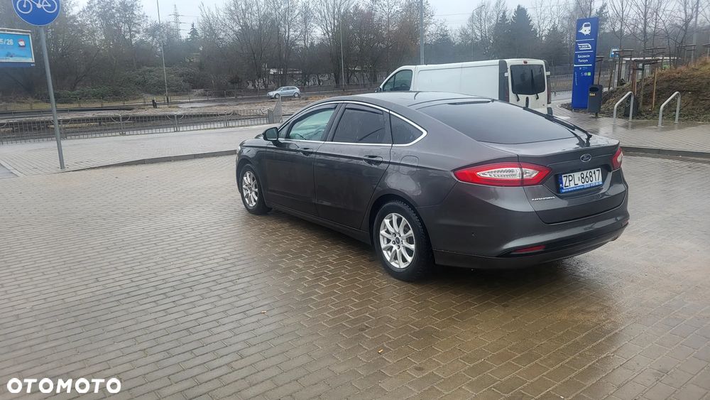 Ford Mondeo 2.0 TDCi ECOnetic Titanium - 31