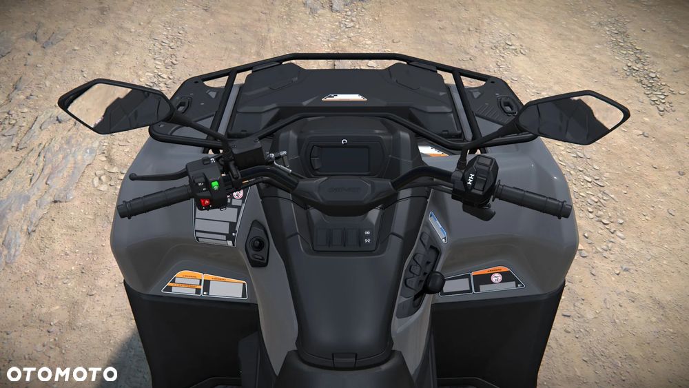 Can-Am Outlander - 8