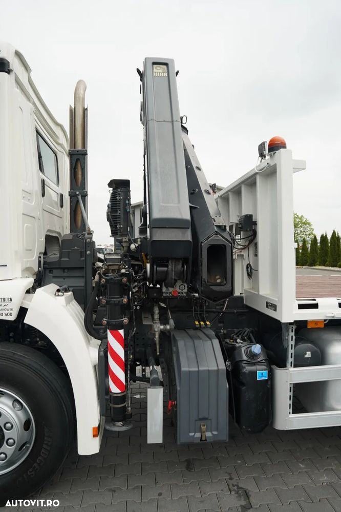 Mercedes-Benz AROCS 2533/ 6X2 / REMORCA AUTO + HIAB 188 B-2 HGV / COMANDE HIDRAULICE / TROLIU / PUNȚĂ RIDICATĂ - 18