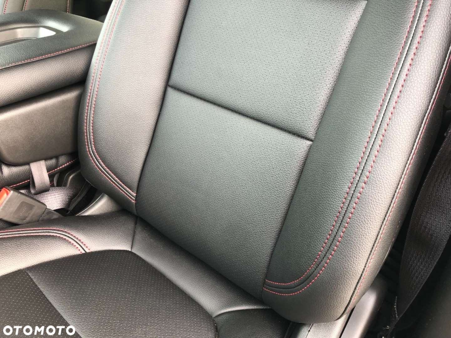 Chevrolet Silverado - 9