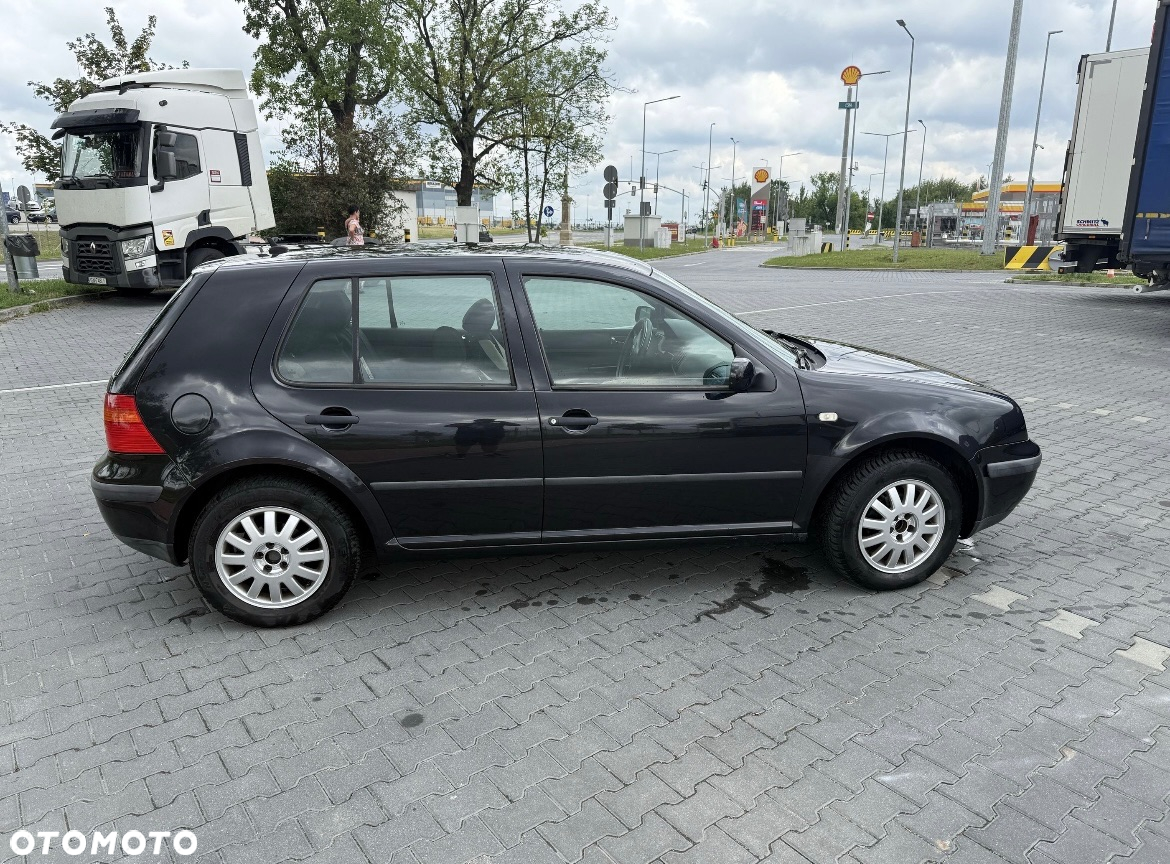 Volkswagen Golf IV 1.4 Basis - 3