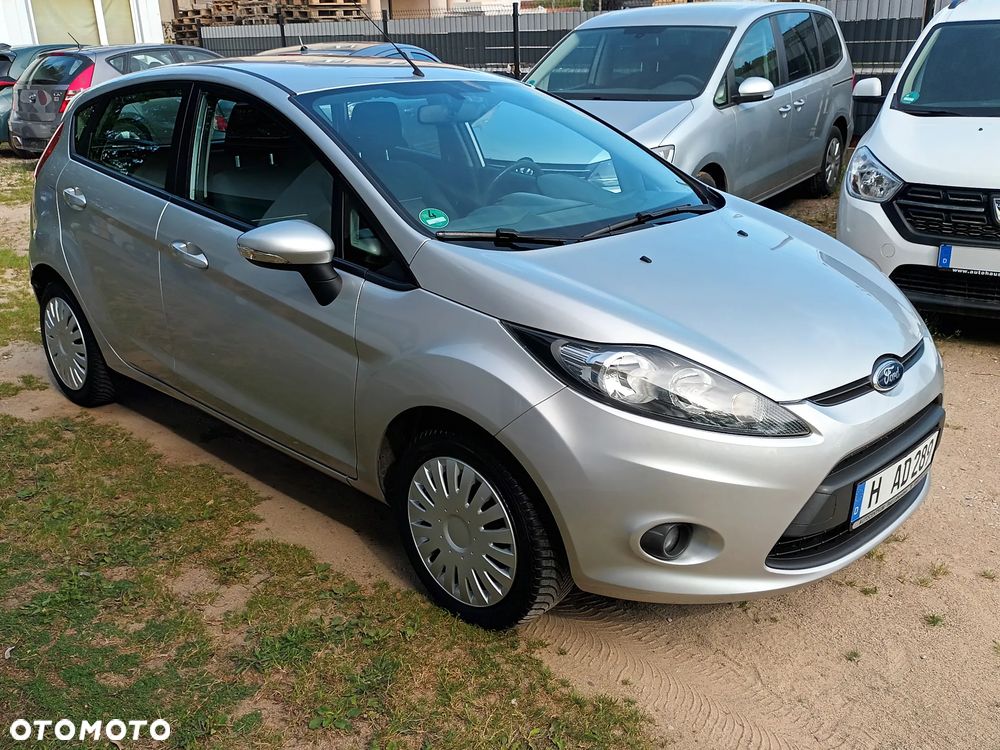 Ford Fiesta 1.25 Titanium X - 2
