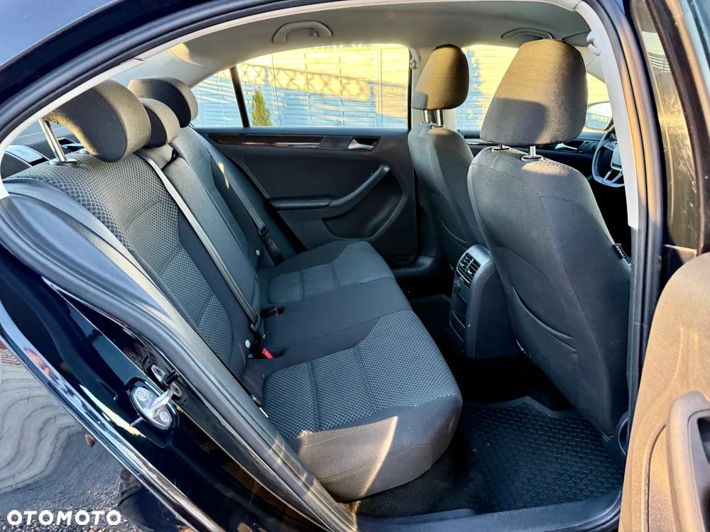 Volkswagen Jetta 2.0 TDI DPF BMT Comfortline - 15