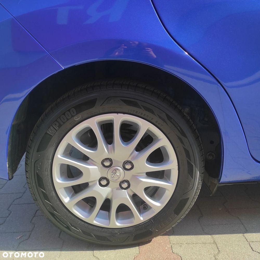 Toyota Yaris 1.5 Premium - 19