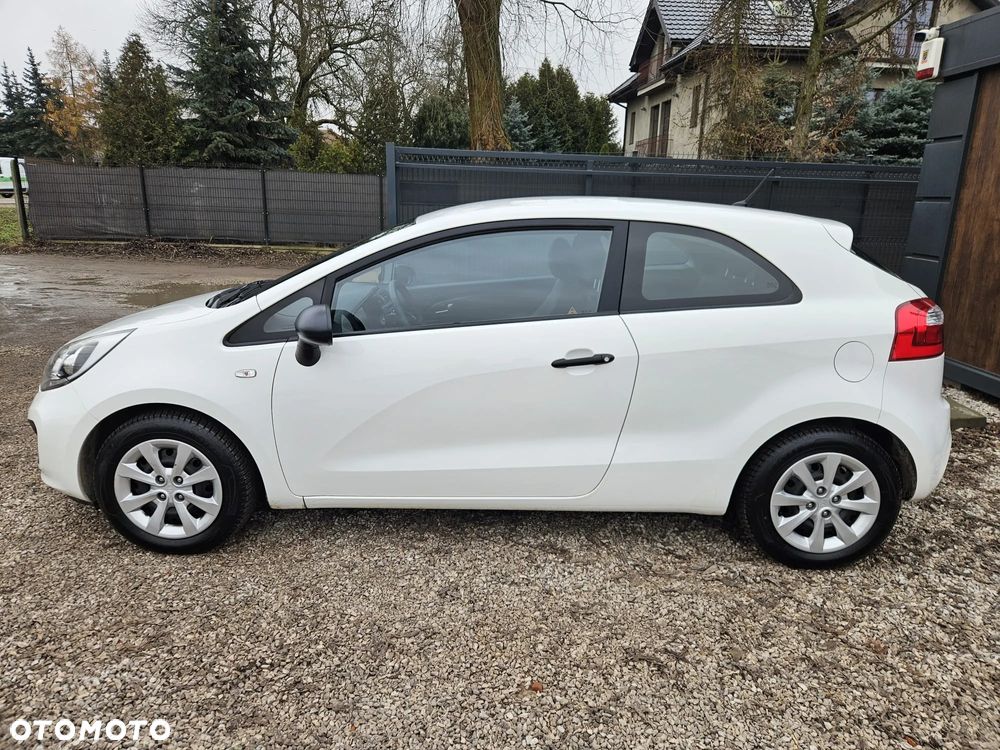 Kia Rio 1.2 Business Line - 6