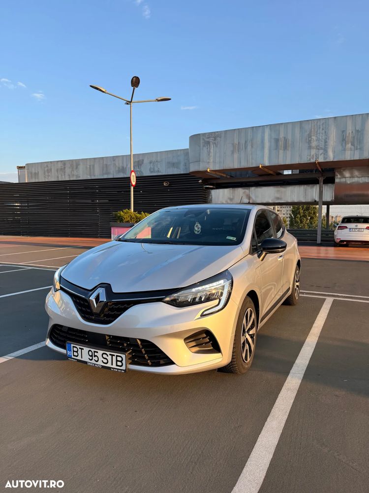 Renault Clio 2022 photo 3