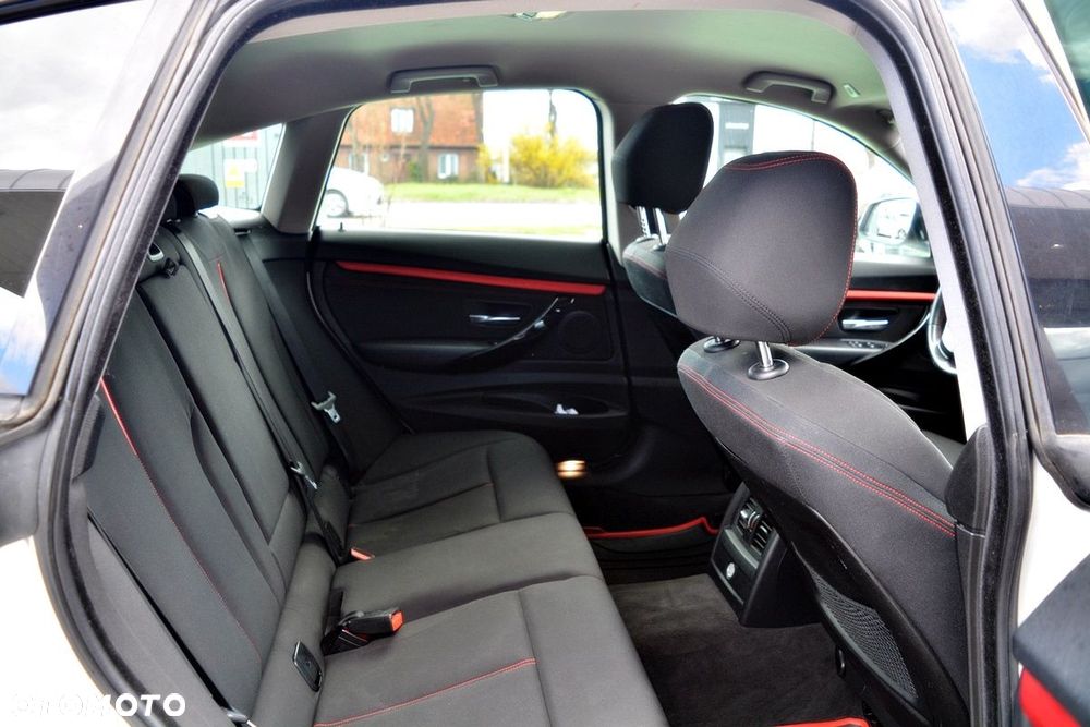 BMW 3GT 318d Modern Line - 25