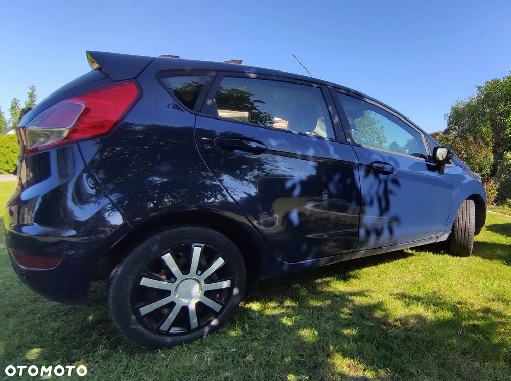 Ford Fiesta - 9