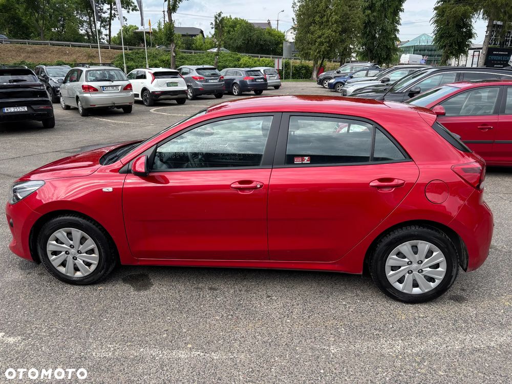 Kia Rio 1.2 M - 8