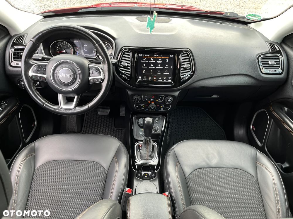 Jeep Compass - 19