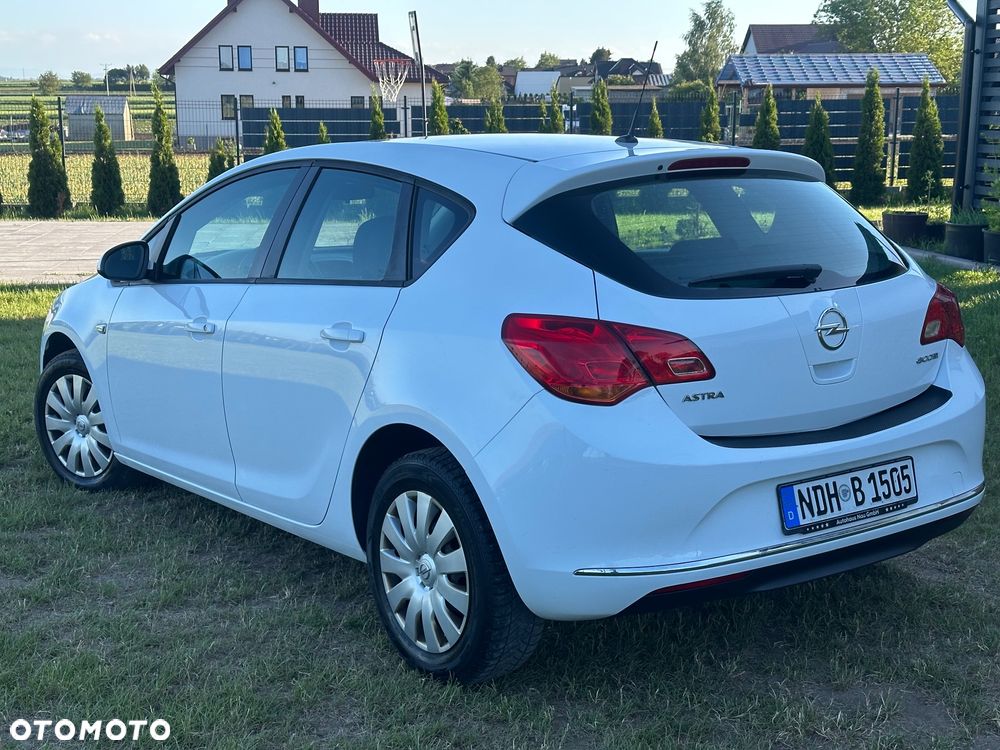 Opel Astra 1.4 Selection - 9