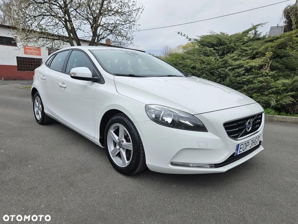 Volvo V40 D2 Momentum - 7