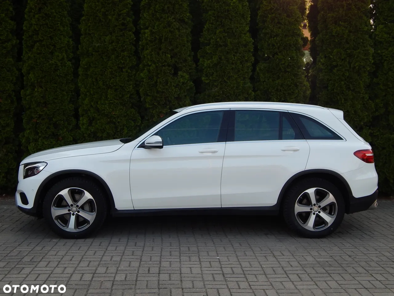 Mercedes-Benz GLC 220 d 4Matic 9G-TRONIC - 20