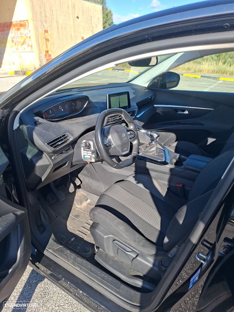 Peugeot 3008 1.5 BlueHDi Active - 8