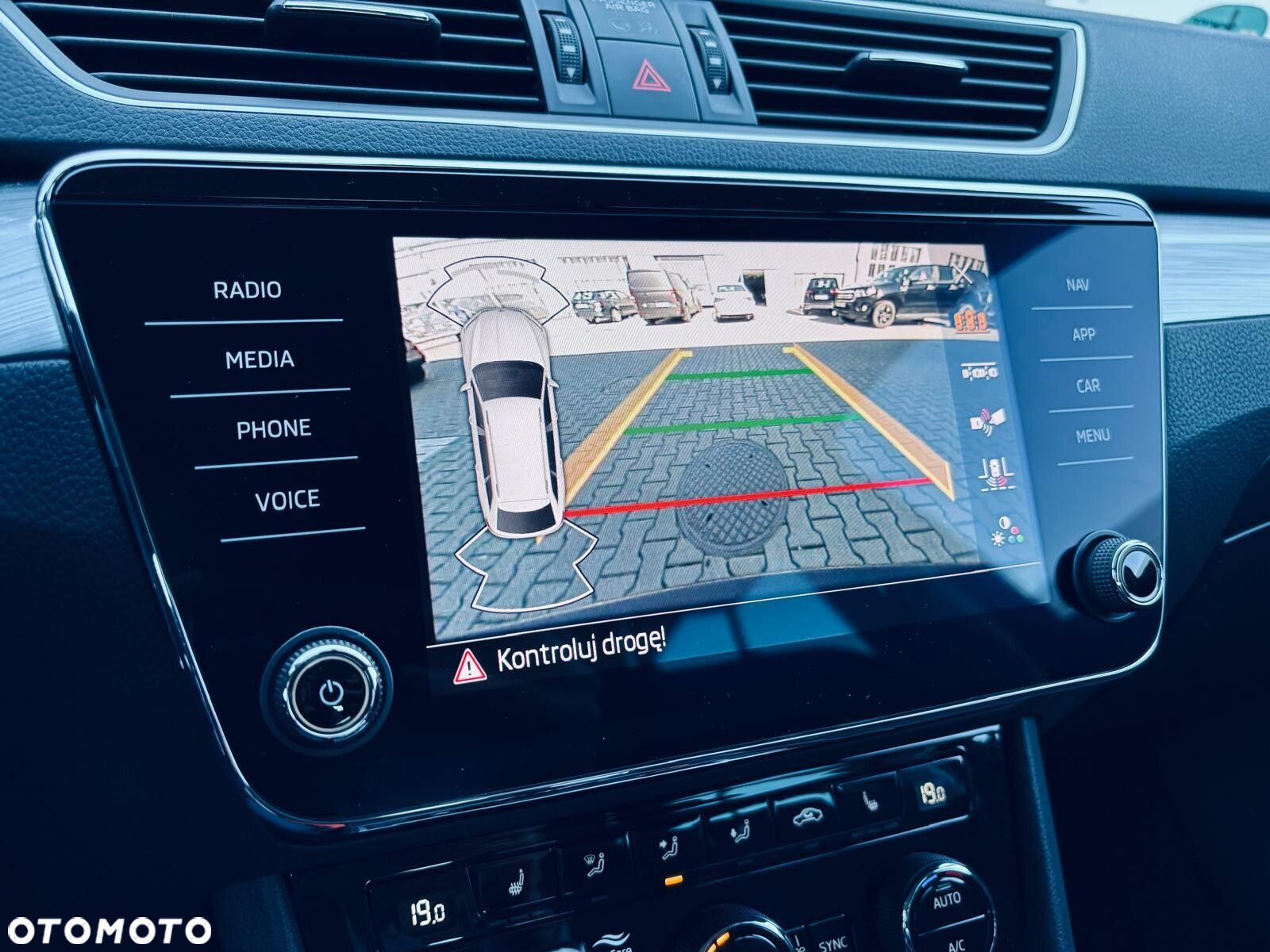 Skoda Superb 1.5 TSI Ambition DSG - 31