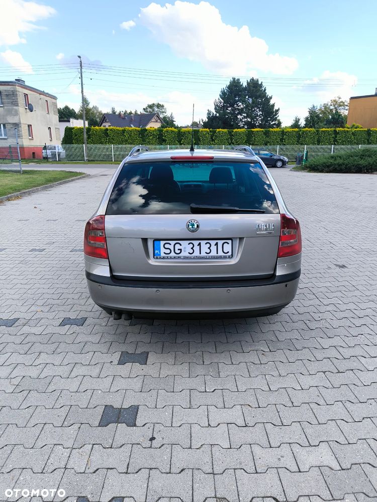Skoda Octavia 2.0 TDI Elegance - 6