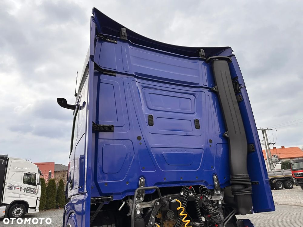 Mercedes-Benz ACTROS 1848 MP3 BIG SPACE / FULL SPOJLER / KAMERY - 10