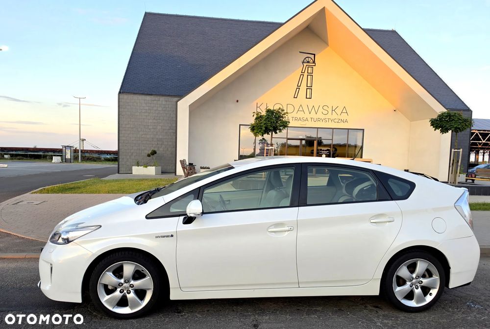 Toyota Prius 1.8 HSD Active - 7