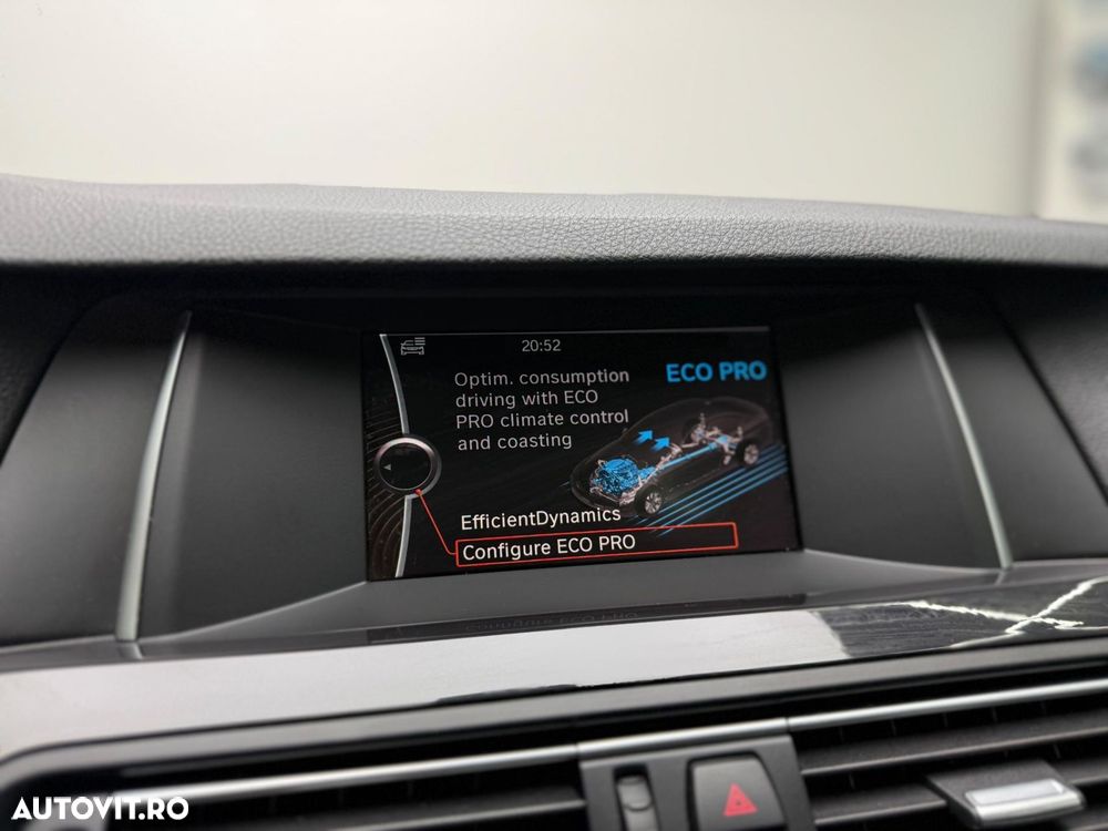 BMW Seria 5 528i xDrive Aut. Modern Line - 20