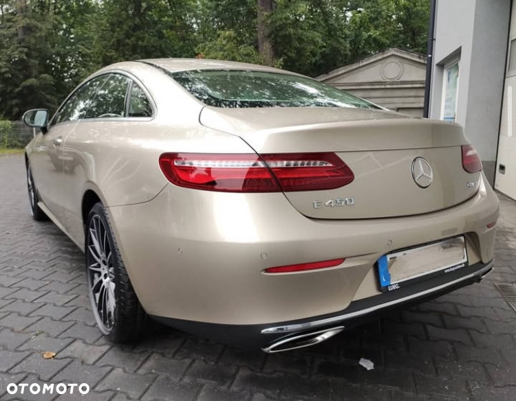 Mercedes-Benz Klasa E 400 Coupe 4-Matic 9G-TRONIC - 2