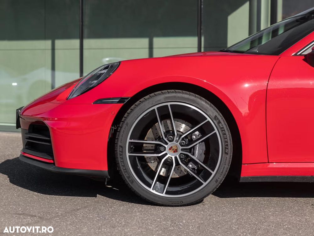 Porsche 911 Carrera PDK - 22