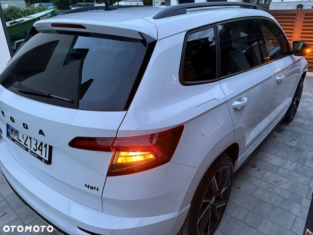 Skoda Karoq 2.0 TDI SCR 4x4 Sportline DSG - 10