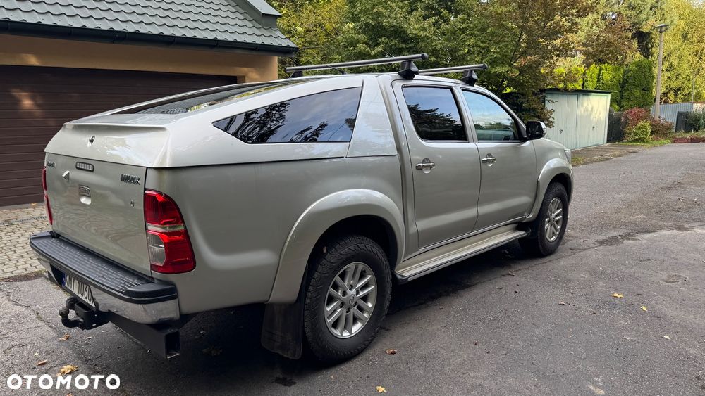 Toyota Hilux - 7
