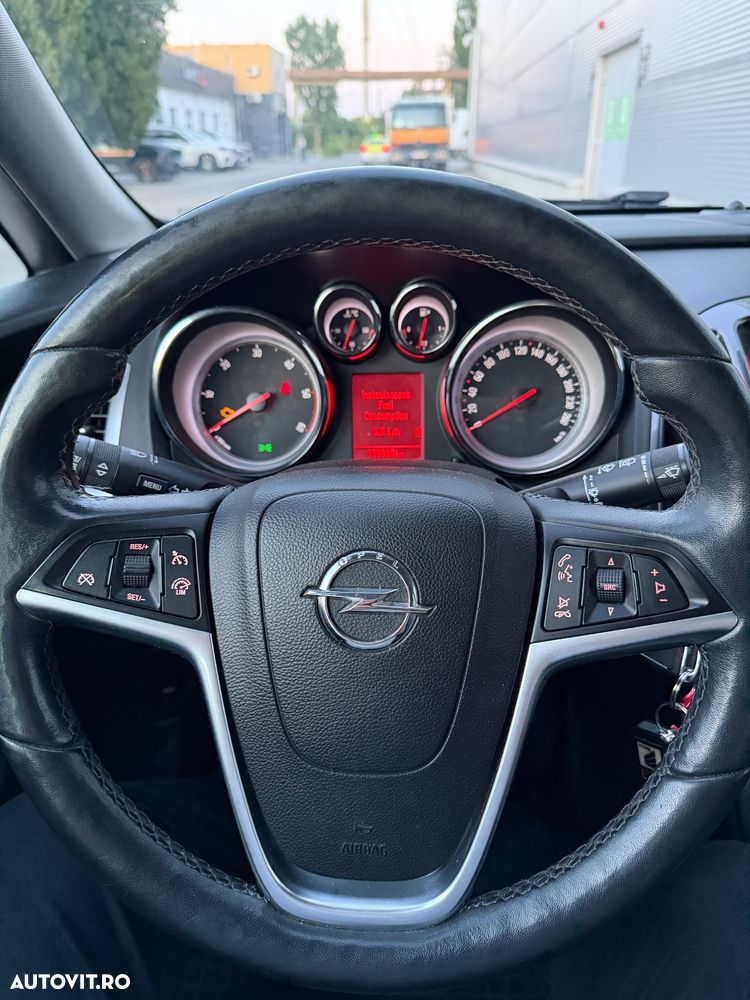 Opel Astra 1.7 CDTI ECOTEC Cosmo - 6