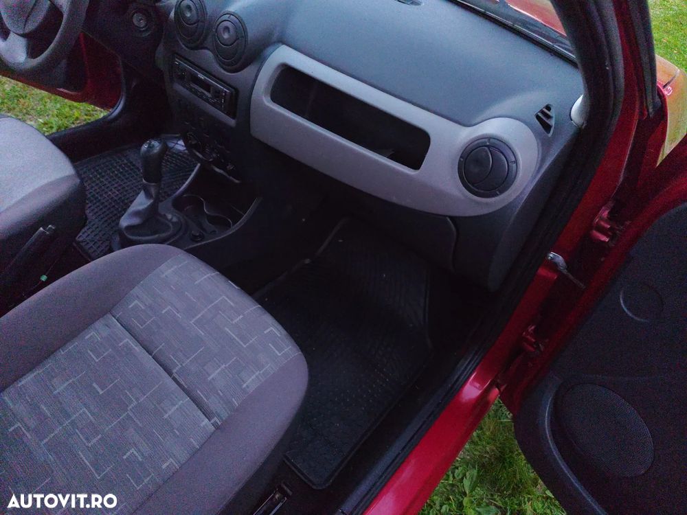 Dacia Sandero - 7