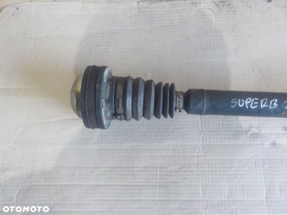 SKODA SUPERB II 2.0 TDI PÓŁOŚ PRAWY PRZÓD - 2