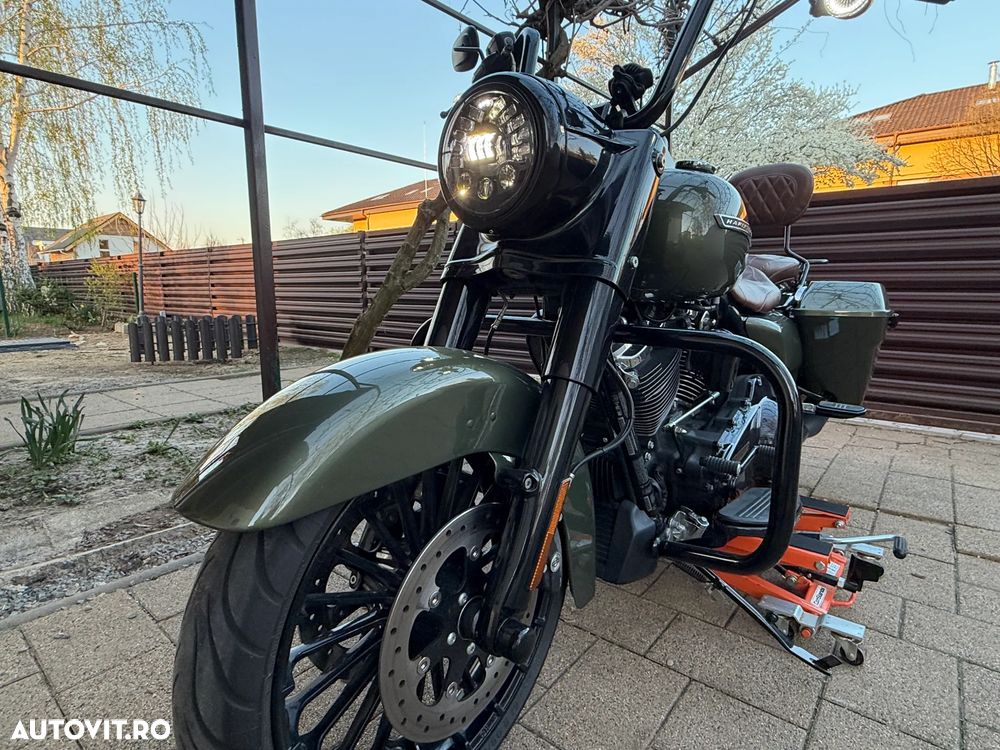 Harley-Davidson Road King Special - 6