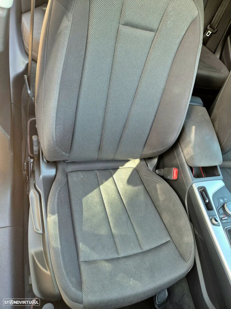 Audi A4 Avant 2.0 TDI Business Line - 11