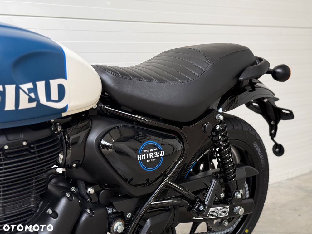 Royal Enfield HNTR - 34