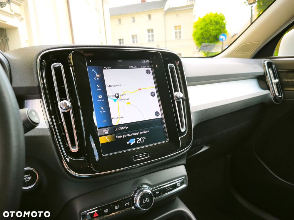 Volvo XC 40 T3 Momentum - 16