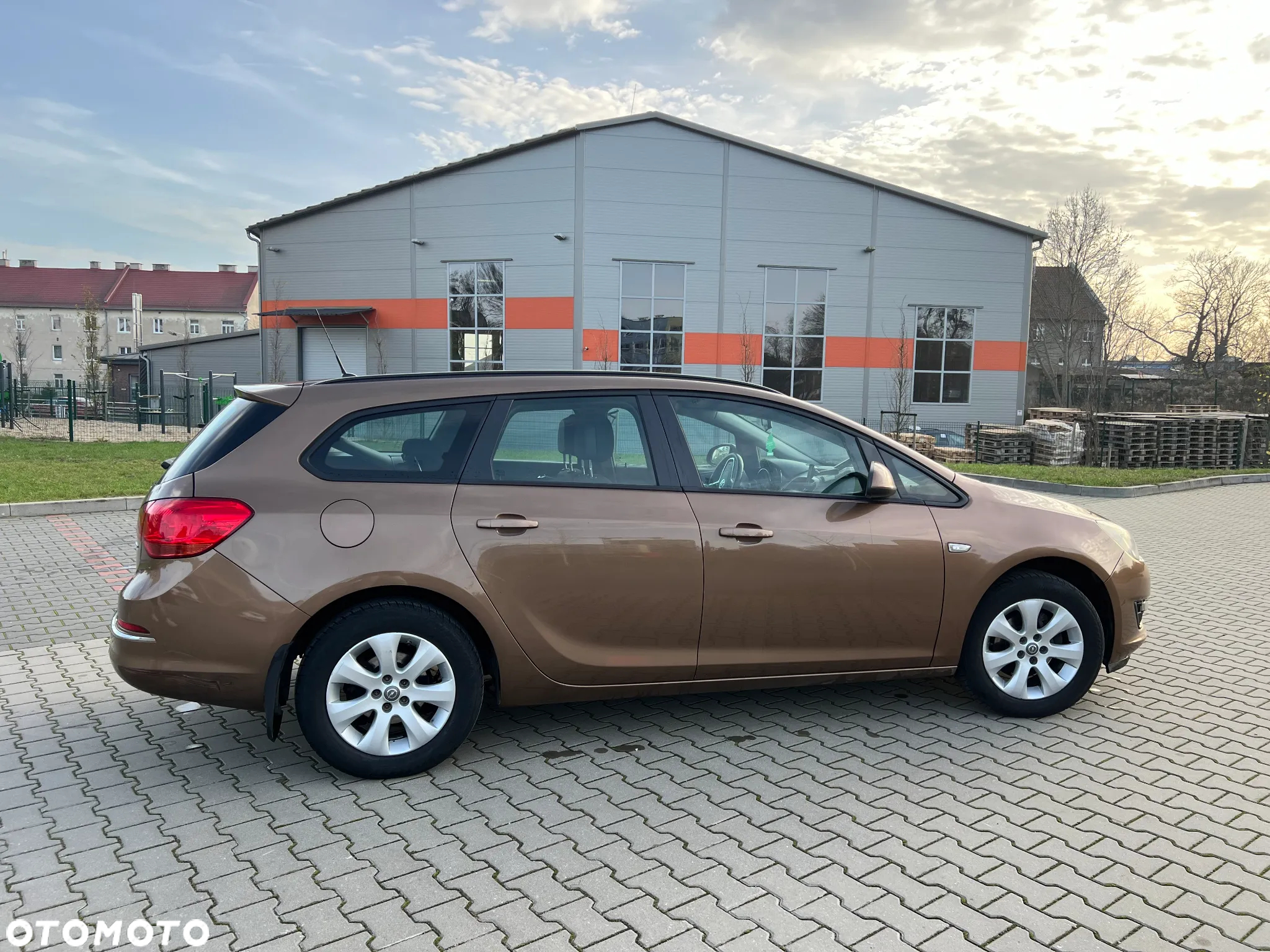 Opel Astra IV 1.4 T Enjoy - 11