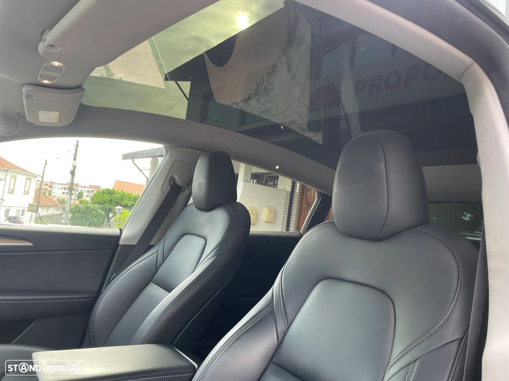 Tesla Model Y RWD - 20