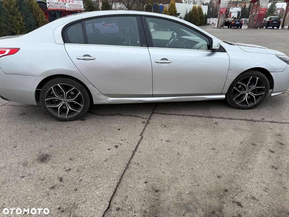 Renault Latitude 2.0 dCi Initiale - 5