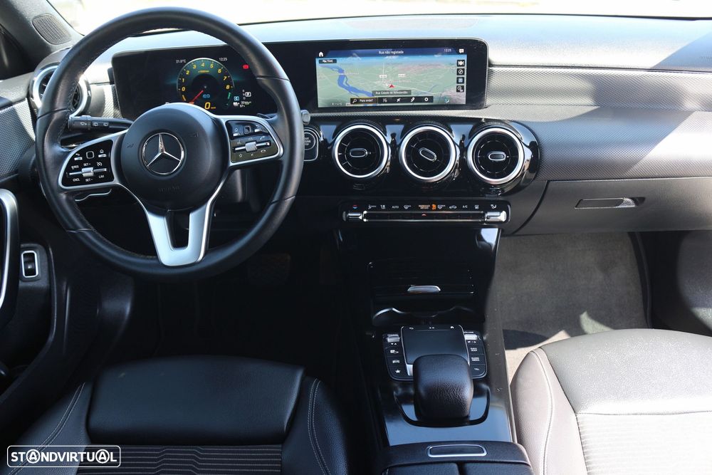 Mercedes-Benz A 250 e Style Plus - 36