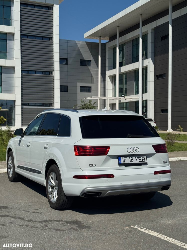 Audi Q7 3.0 TFSI Quattro Tiptronic - 7
