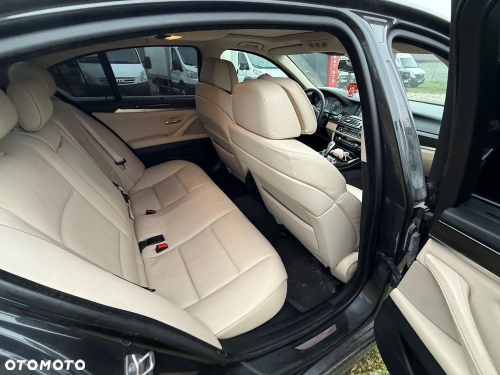 BMW Seria 5 535d xDrive Luxury Line - 19