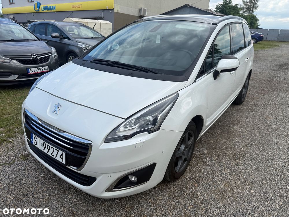 Peugeot 5008 - 1