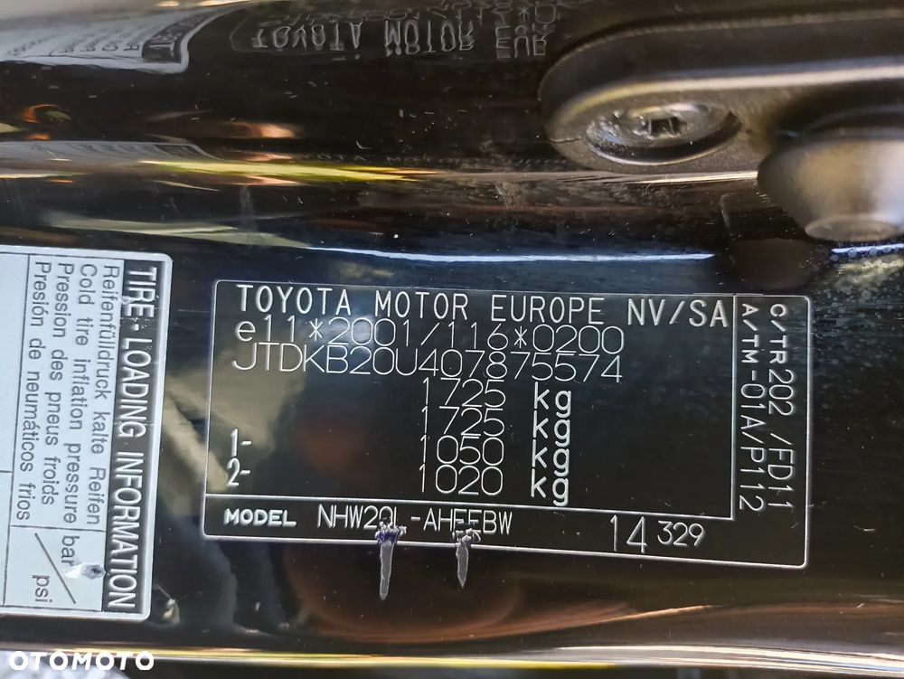 Toyota Prius (Hybrid) Executive - 40