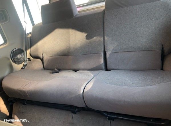 Land Rover Discovery 2.5 TDi - 2